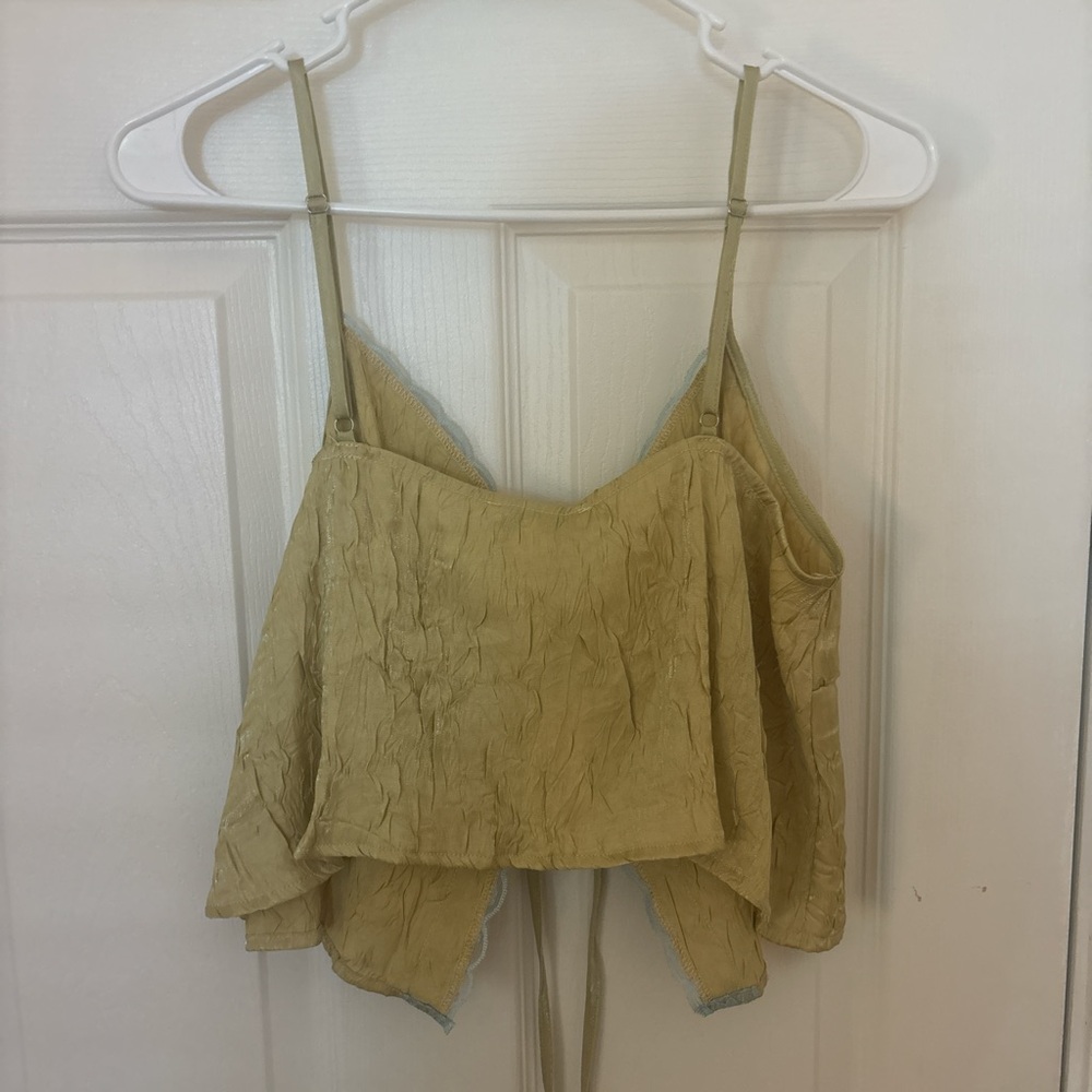 NWT lace tie front cami top - Picture 2 of 3
